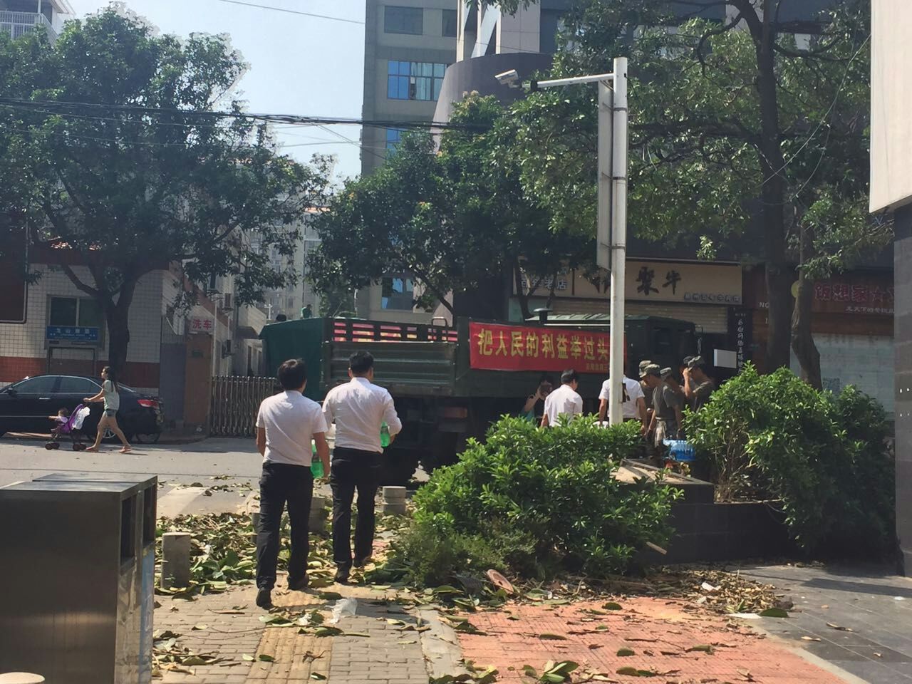 廈門(mén)家政公司接力災(zāi)后重建義工活動(dòng)